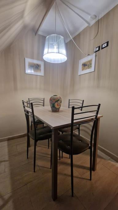דירות ג'נובה La Casa Tra I Caruggi מראה חיצוני תמונה